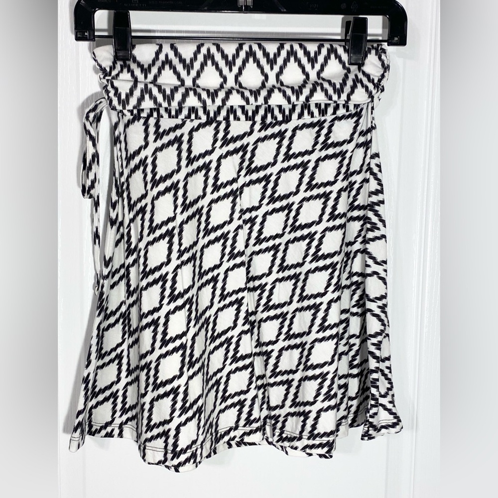 Patagonia Diamond Pattern Knit Tie Foldover Waistband Mini Skirt White Black XS